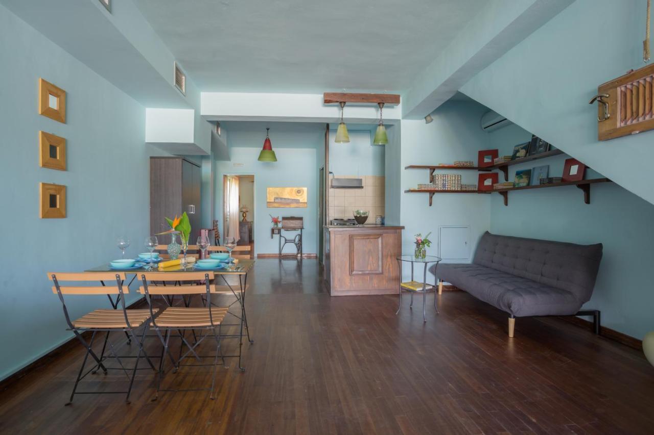 Out Of The Blue Apartment นีดรี ภายนอก รูปภาพ