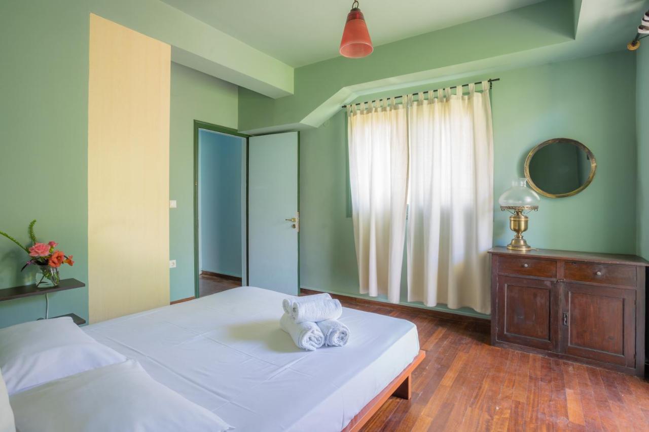 Out Of The Blue Apartment นีดรี ภายนอก รูปภาพ